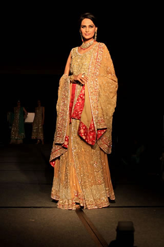 Rani Emaan's collection in Colors of Pakistan 2009