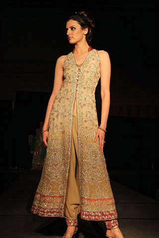 Rani Emaan's collection in Colors of Pakistan 2009