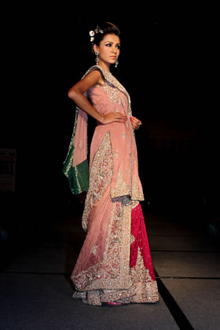 Rani Emaan's collection in Colors of Pakistan 2009