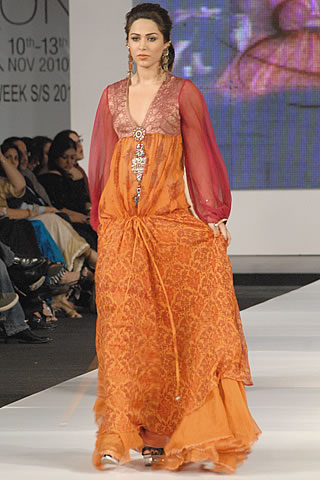 Sobia Nazir PFDC Sunsilk Fashion Week 2010 Karachi