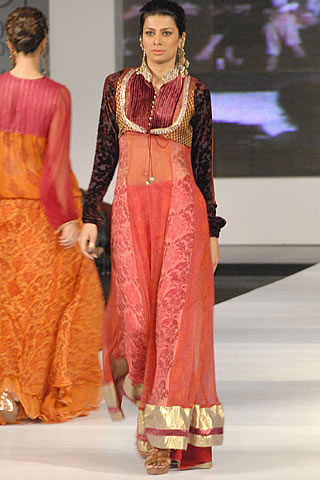 Sobia Nazir PFDC Sunsilk Fashion Week 2010 Karachi