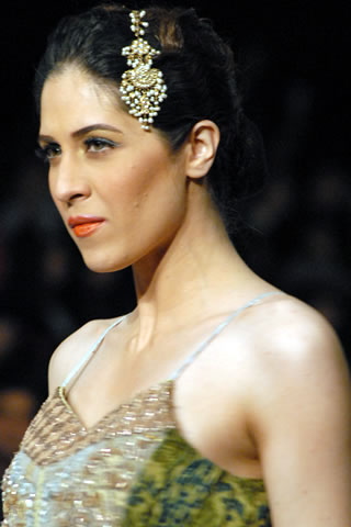 Sobia Nazir PFDC Sunsilk Fashion Week 2010 Karachi