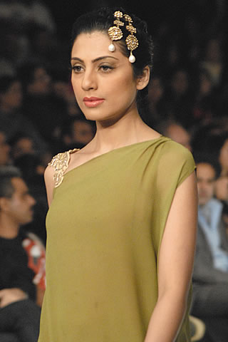 Sobia Nazir PFDC Sunsilk Fashion Week 2010 Karachi