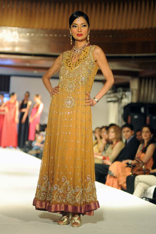 Taiba Gold and Diamond Jewellery Collection, Jewellery Fashion Show