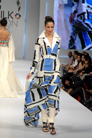 Teejays Latest Designs at PFDC Sunsilk Fashion Week 2011 Lahore