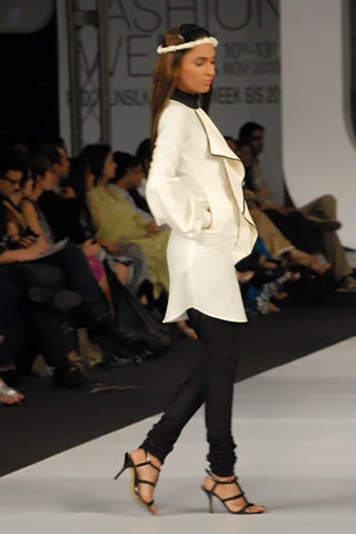Teejays Collection at PFDC Sunsilk Fashion Week 2010 Karachi