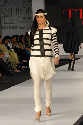 Teejays Collection at PFDC Sunsilk Fashion Week 2010 Karachi