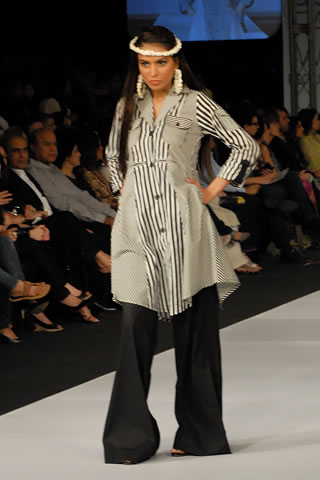 Teejays Collection at PFDC Sunsilk Fashion Week 2010 Karachi
