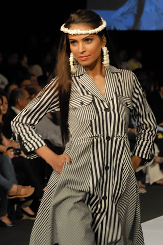 Teejays Collection at PFDC Sunsilk Fashion Week 2010 Karachi