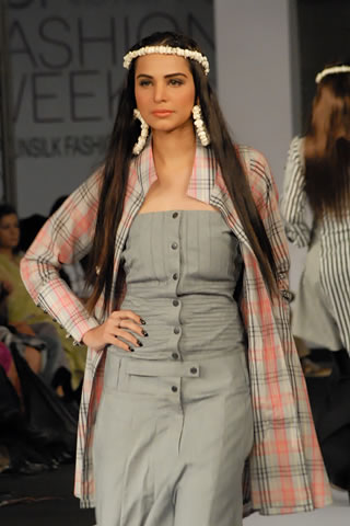 Teejays Collection at PFDC Sunsilk Fashion Week 2010 Karachi