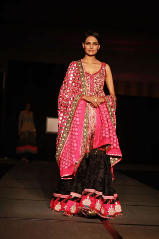 Umar Syeed collection in Colors of Pakistan 2009