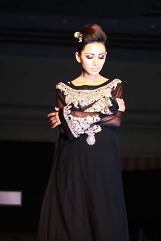 Umar Syeed collection in Colors of Pakistan 2009