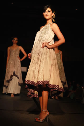 Umar Syeed collection in Colors of Pakistan 2009