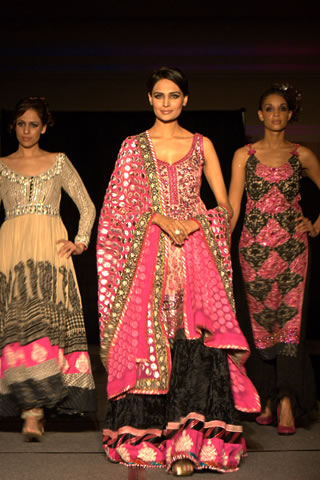 Umar Syeed collection in Colors of Pakistan 2009