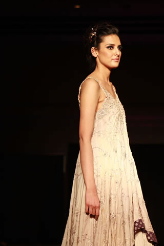 Umar Syeed collection in Colors of Pakistan 2009