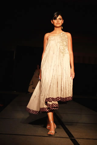 Umar Syeed collection in Colors of Pakistan 2009