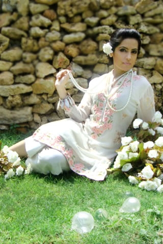Beautiful White Dress by Xenab Ansari