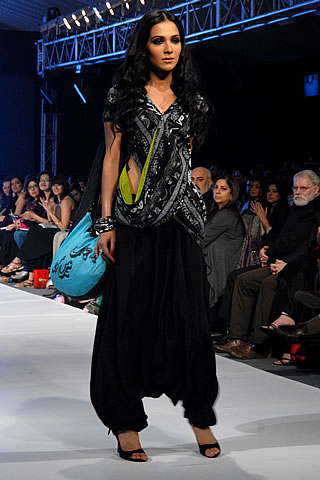 Yasir Waheed's Collection at PFDC Sunsilk Fashion Week 2010