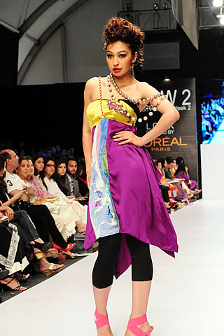 Zaiena Haider at Fashion Pakistan Week 2010