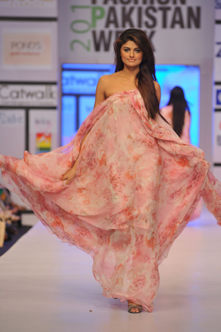 Ayesha & Somaiya at Fashion Pakistan Week 2012 Day 2