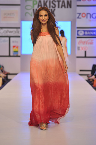 Ayesha & Somaiya at Fashion Pakistan Week 2012 Day 2