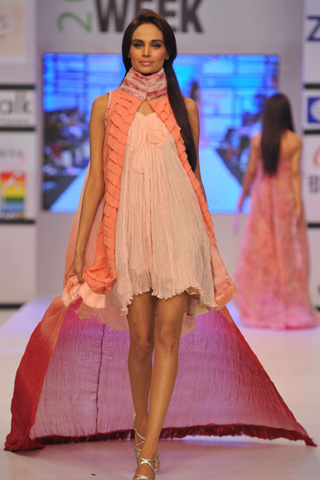 Ayesha & Somaiya at Fashion Pakistan Week 2012 Day 2
