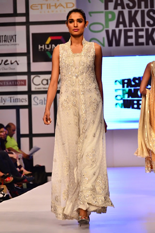Bunto Kazmi at Fashion Pakistan Week Day 1