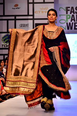 Bunto Kazmi at Fashion Pakistan Week Day 1