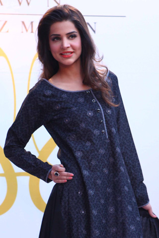 Crescent Summer Lawn Fashion Show 2012 in Karachi