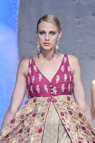 Deepak Perwani at Pakistan Fashion Week London 2012