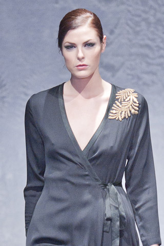 Maheen Khan at Pakistan Fashion Week London 2012