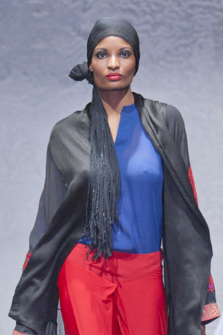 Maheen Khan at Pakistan Fashion Week London 2012