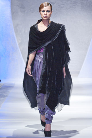 Maheen Khan at Pakistan Fashion Week London 2012 Day 2