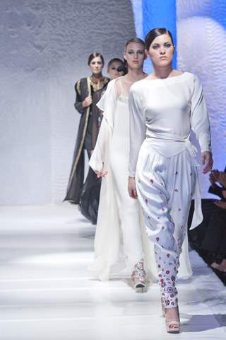 Maheen Khan at Pakistan Fashion Week London 2012 Day 2