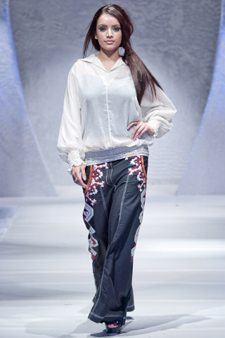 Maria B. at Pakistan Fashion Week London 2012 Day 1, PFW London 2012