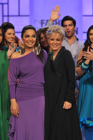 Nomi Ansari at Fashion Pakistan Week 2012 Day 3