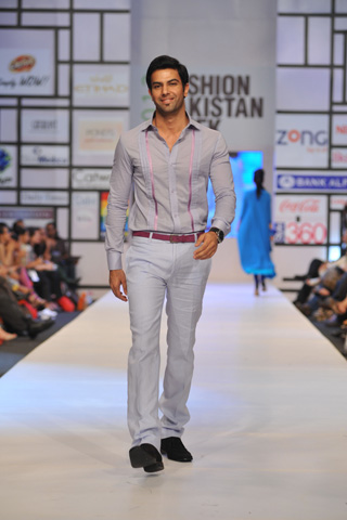 Nomi Ansari at Fashion Pakistan Week 2012 Day 3