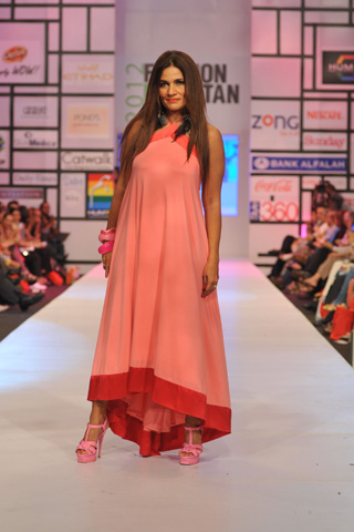 Nomi Ansari at Fashion Pakistan Week 2012 Day 3