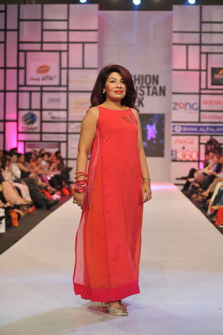 Nomi Ansari at Fashion Pakistan Week 2012 Day 3