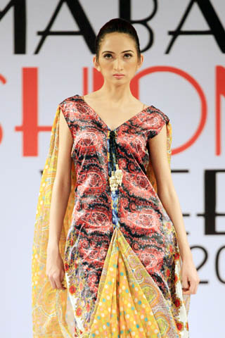 Sadia Designer Lawn Collection at Islamabad Fashion Week