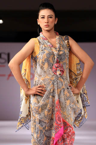 Sadia Designer Lawn Collection at Islamabad Fashion Week