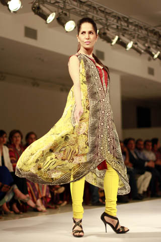 Sadia Designer Lawn Collection at Islamabad Fashion Week A/W 2012