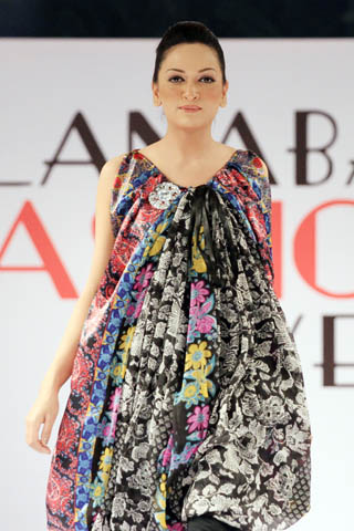 Sadia Designer Lawn Collection at Islamabad Fashion Week A/W 2012