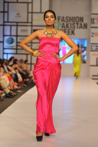 Sanam Chaudhri at Fashion Pakistan Week 2012 Day 1