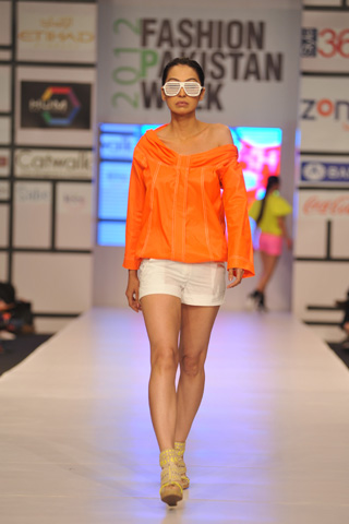 Sanam Chaudhri at Fashion Pakistan Week 2012 Day 1