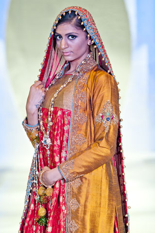 Sara Rohale Asghar at Pakistan Fashion Week London 2012