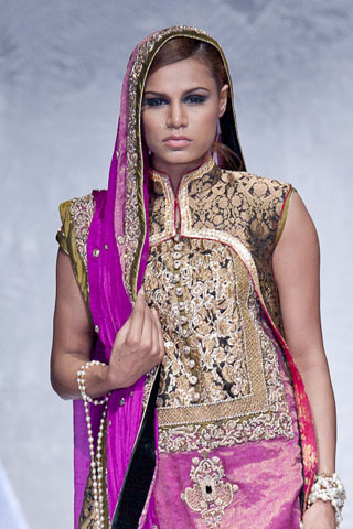 Sara Rohale Asghar at Pakistan Fashion Week London 2012