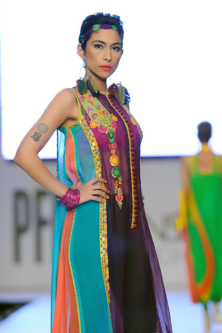 Somal Halepoto at PFDC Sunsilk Fashion Week 2012 Day 3