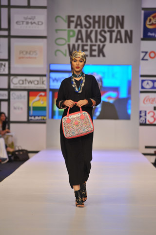 Tapu Javeri at Fashion Pakistan Week 2012 Day 4