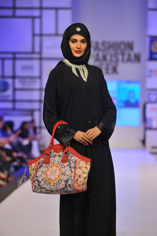 Tapu Javeri at Fashion Pakistan Week 2012 Day 4